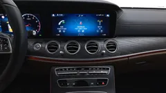 2023 Mercedes-Benz E-Class E250 AMG Line — фото 20