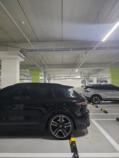 2023 Porsche Cayenne 3.0 PLATINUM EDITION — фото 4