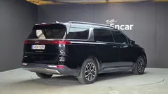 2023 Kia Carnival Diesel 9-Seater Signature — фото 2