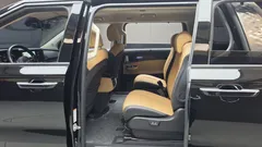 2023 Kia Carnival Diesel 9-Seater Signature — фото 12