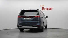 2023 Kia Carnival Diesel 9-Seater Prestige — фото 4
