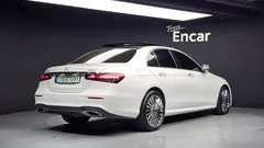 2022 Mercedes-Benz E-Class E350 4MATIC AMG Line — фото 2