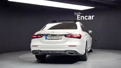 2022 Mercedes-Benz E-Class E350 4MATIC AMG Line — фото 4