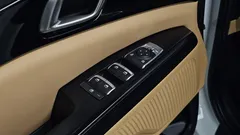 2023 Kia Carnival Diesel 9-Seater Prestige — фото 16