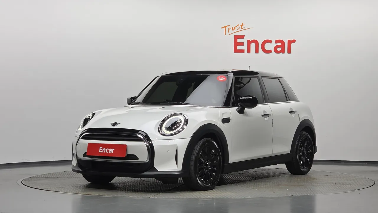2024 Mini Cooper 5Door Classic
