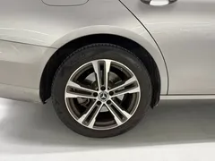2022 Mercedes-Benz E-Class E350 4MATIC AMG Line — фото 5