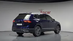 2023 Volkswagen Tiguan 2.0 TSI Prestige — фото 2