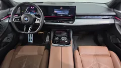 2024 BMW 5-Series 530i xDrive M Sport — фото 7
