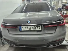 2022 BMW 7-Series 740Li xDrive M Sport Package — фото 2