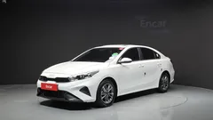 2023 Kia K3 1.6 — фото 1
