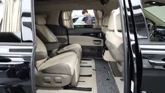 2022 Kia Carnival Gasoline 7-Seater Hi-Limousine — фото 15