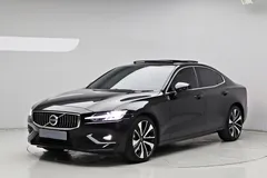 2023 Volvo S60 B5 Ultimate Bright — фото 11