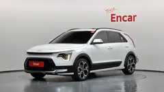 2022 Kia Niro Signature — фото 1