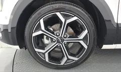 2022 Kia Niro Signature — фото 5