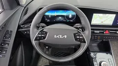 2022 Kia Niro Signature — фото 14