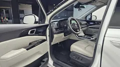 2023 Kia Carnival Diesel 9-Seater Signature — фото 10