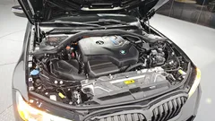 2023 BMW 3-Series 330e M Sport — фото 6