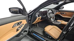 2023 BMW 3-Series 330e M Sport — фото 11