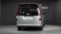 2022 Hyundai Staria Cargo 3-Seater — фото 4