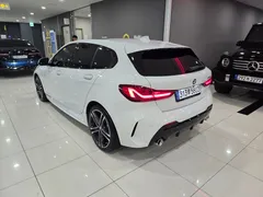 2022 BMW 1-Series 120i Sports — фото 15