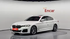 2023 BMW 5-Series 520i M Sport — фото 1