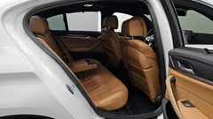 2023 BMW 5-Series 520i M Sport — фото 12