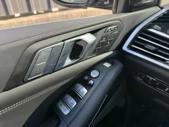 2022 BMW X7 xDrive 40i Design Pure Excellence 7-Seater — фото 15