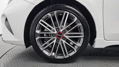 2024 Kia K3 1.6 Turbo GT 5Door — фото 5