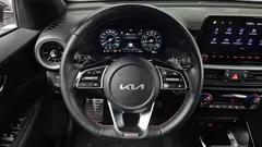2024 Kia K3 1.6 Turbo GT 5Door — фото 13