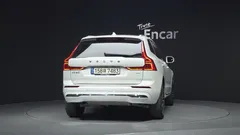 2023 Volvo XC60 T8 Ultimate Bright — фото 4
