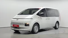 2023 Hyundai Staria Tourer 11-Seater — фото 1