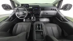 2023 Hyundai Staria Tourer 11-Seater — фото 7