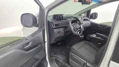 2023 Hyundai Staria Tourer 11-Seater — фото 10