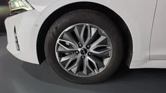 2023 Kia K5 Signature — фото 5