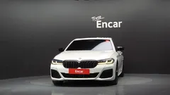 2023 BMW 5-Series 530i M Sport Package — фото 3