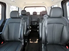 2022 Hyundai Staria Lounge 9-Seater — фото 7