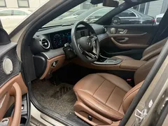 2022 Mercedes-Benz E-Class E350 4MATIC Avantgarde — фото 13