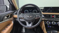 2022 Genesis G70 Gasoline 2.0T 4WD — фото 12
