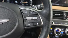 2022 Genesis G70 Gasoline 2.0T 4WD — фото 17