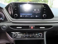 2023 Hyundai Sonata 2.0 — фото 18