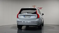 2023 Volvo XC90 B6 Ultimate Bright — фото 4