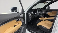 2023 Volvo XC90 B6 Ultimate Bright — фото 10
