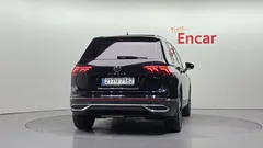 2023 Volkswagen Tiguan 2.0 TDI 4Motion Prestige — фото 4