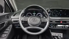2022 Hyundai Sonata 2.0 — фото 12