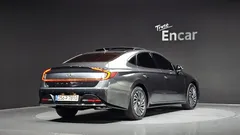 2023 Hyundai Sonata Premium Plus — фото 2