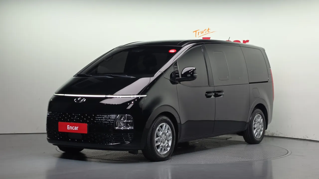 2022 Hyundai Staria L3.5 Cargo 5-Seater