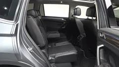 2023 Volkswagen Tiguan 2.0 TSI Prestige — фото 11