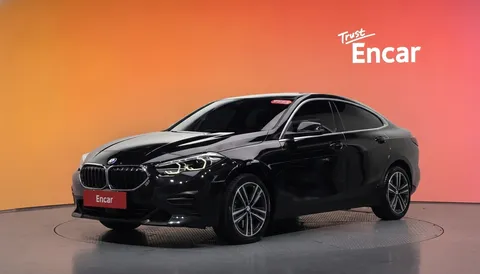 2022 BMW 2-Series 220i Advantage