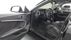 2022 BMW 2-Series 220i Advantage — фото 10