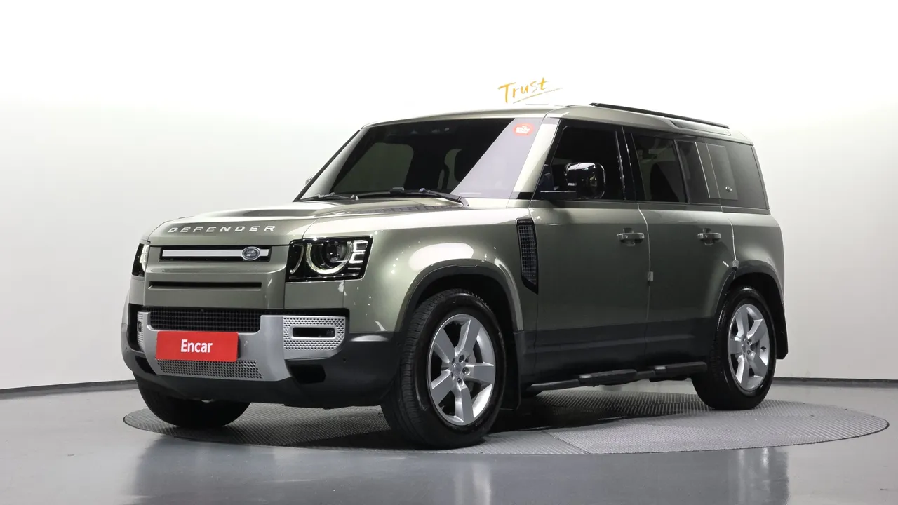 2023 Land Rover Defender 110 D300 HSE